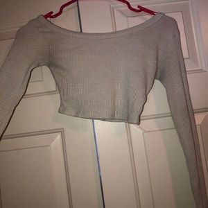 Grey off shoulder crop toppl😸